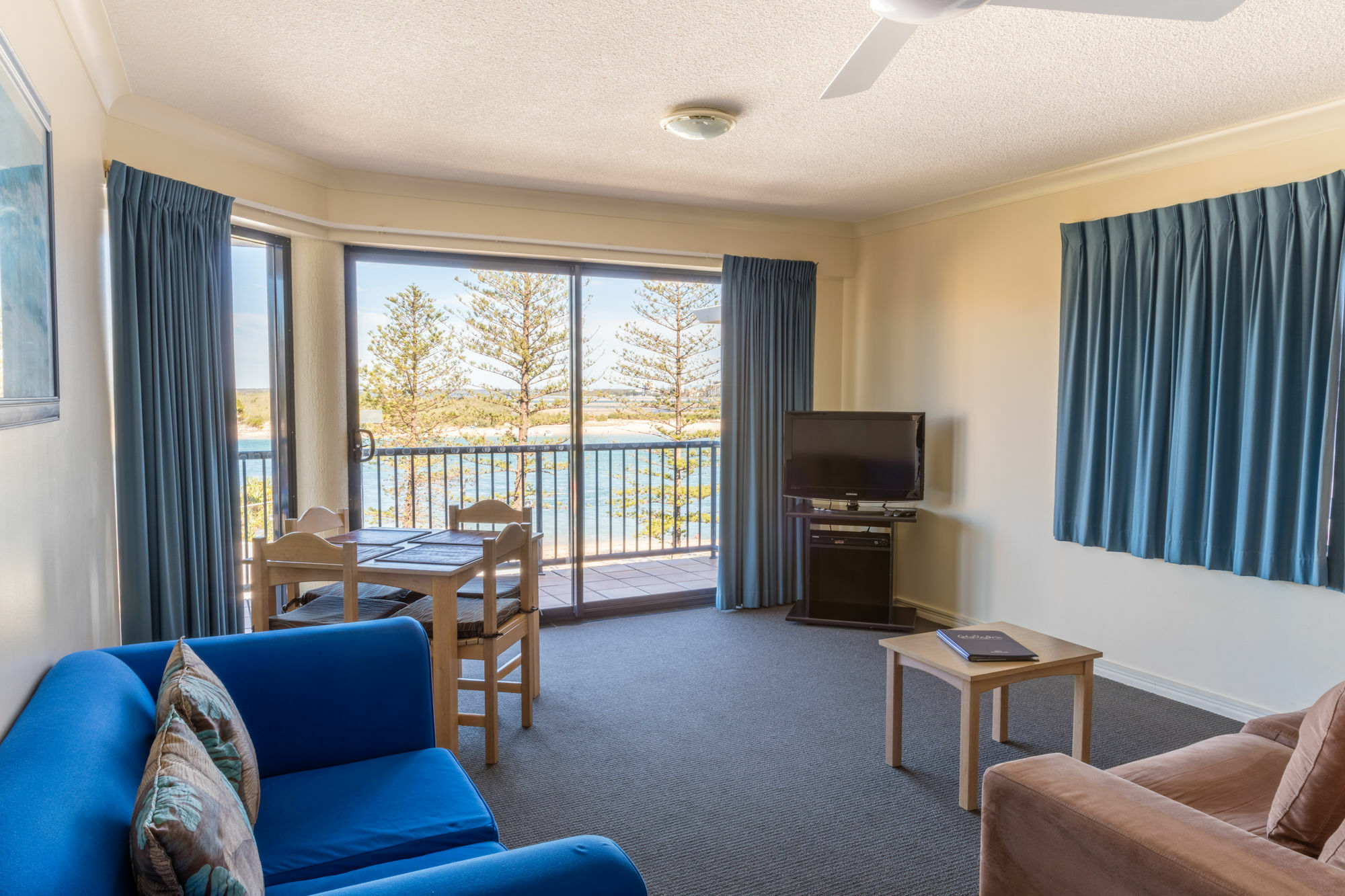 Belaire Place Motel Apartments Caloundra Exterior foto